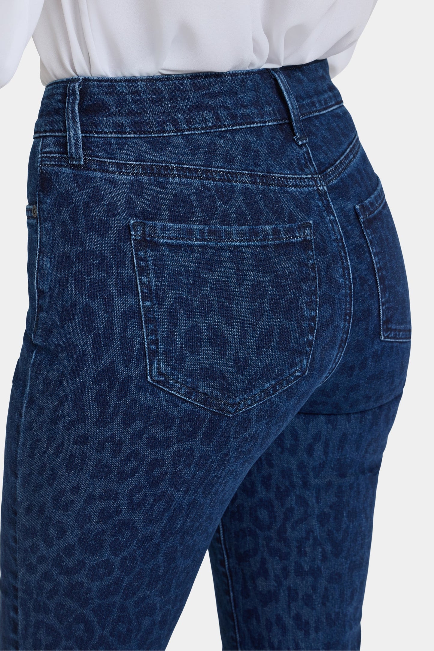 Marilyn Straight Jeans - Dark Denim Leopard