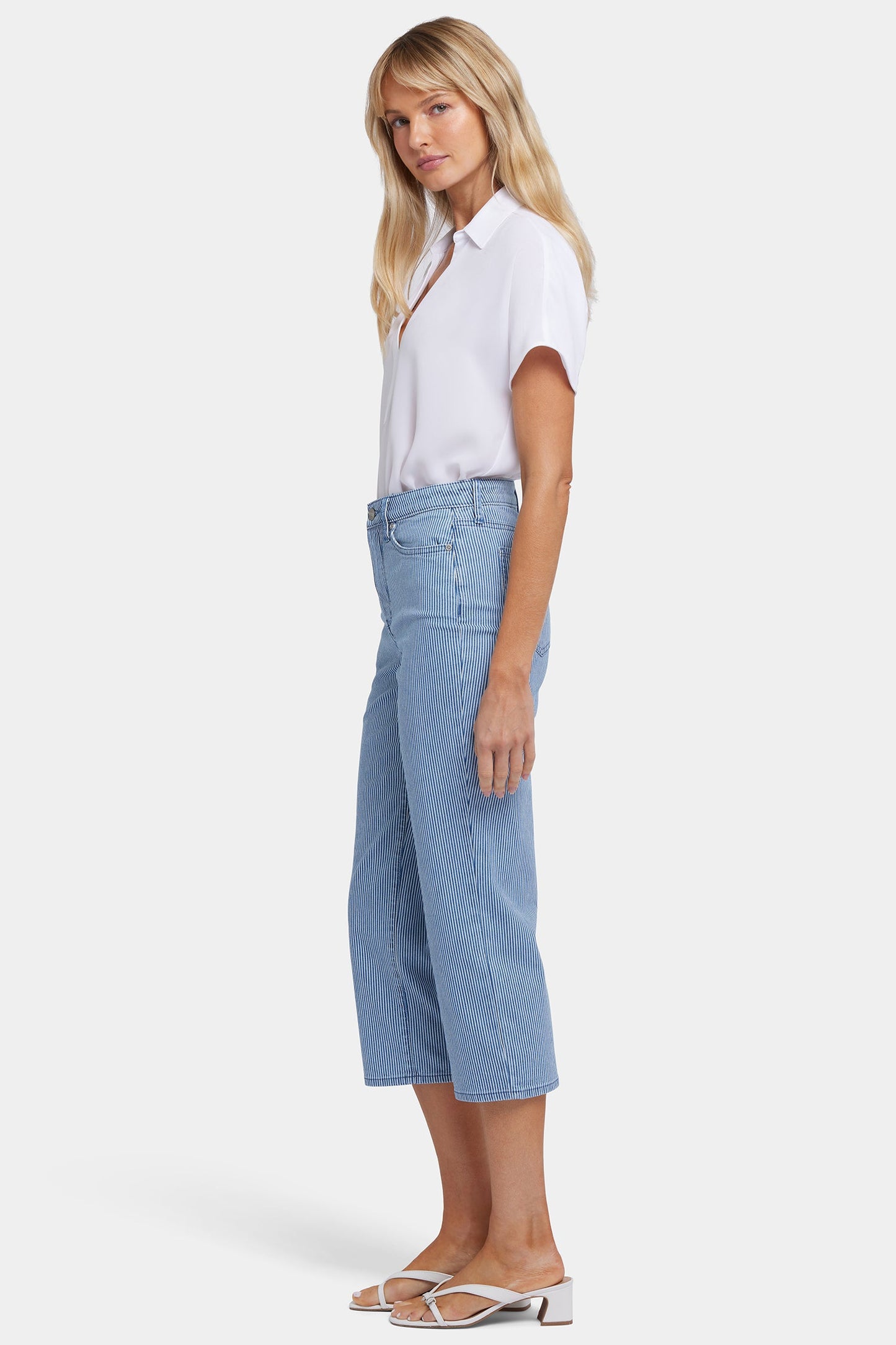 Joni Relaxed Capri Jeans - Villa Vista Stripe