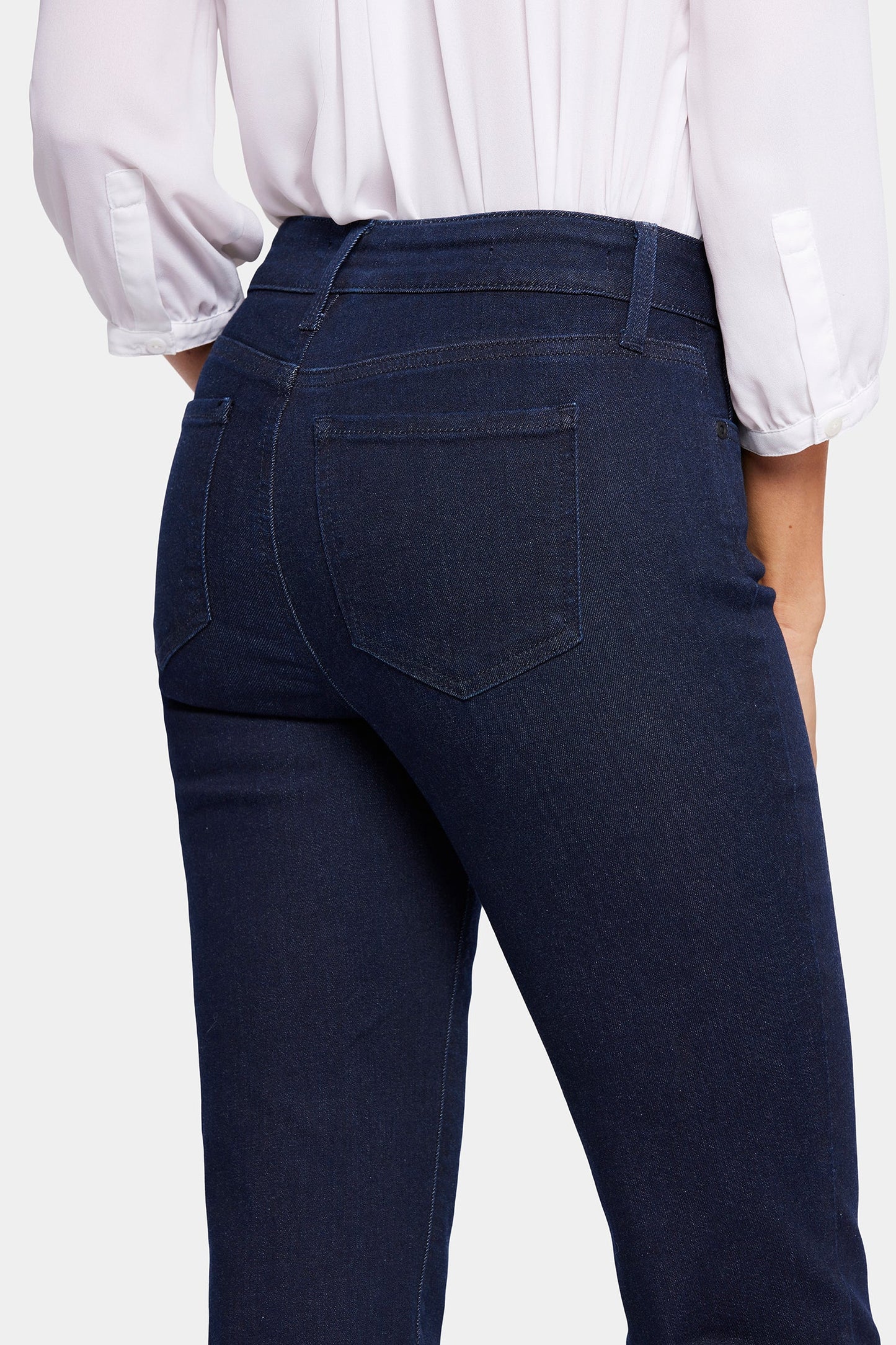 Marilyn Straight Jeans In Long Inseam - Rinse