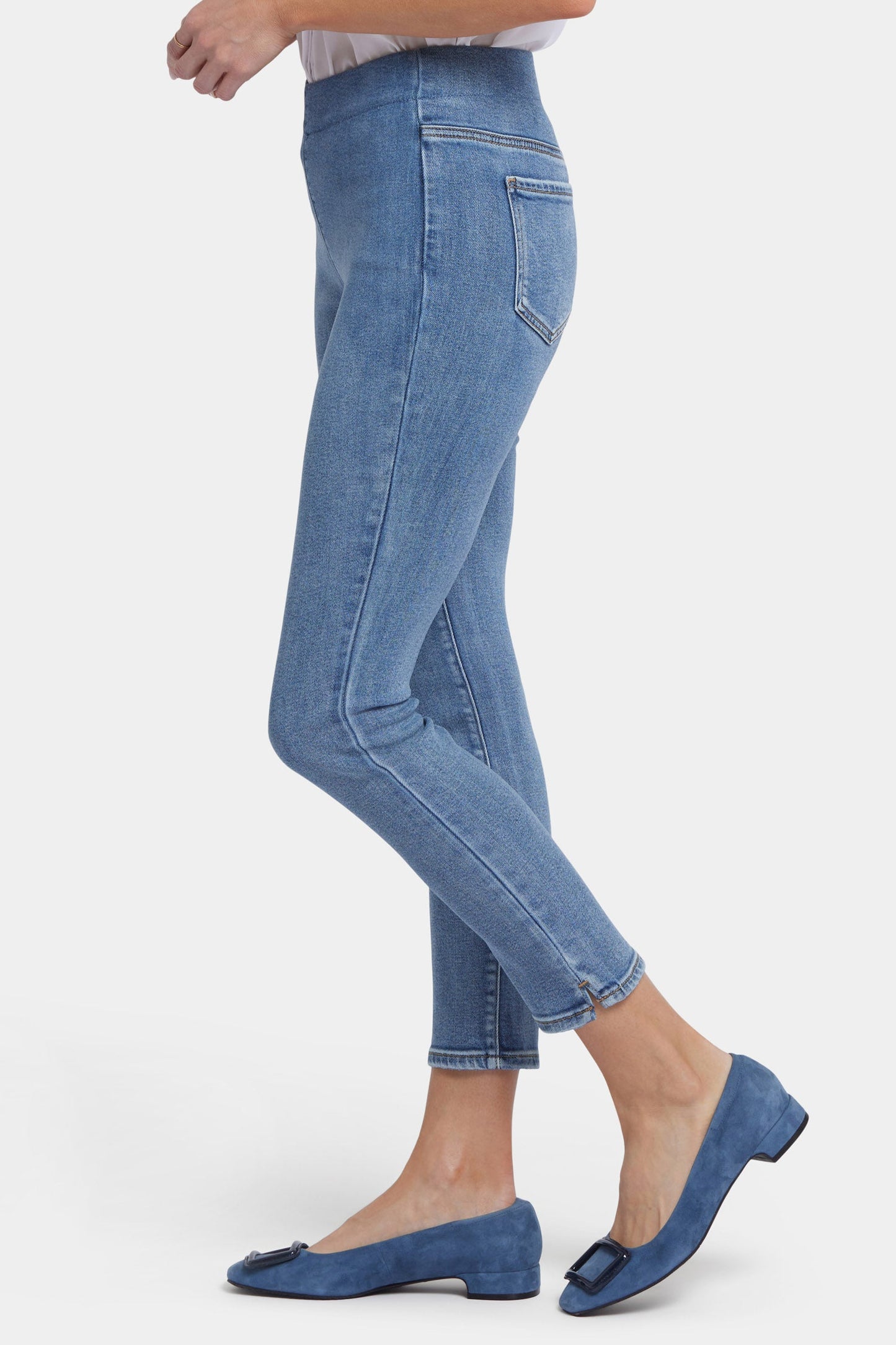 Ami Skinny Ankle Pull-On Jeans - Minorca Isle