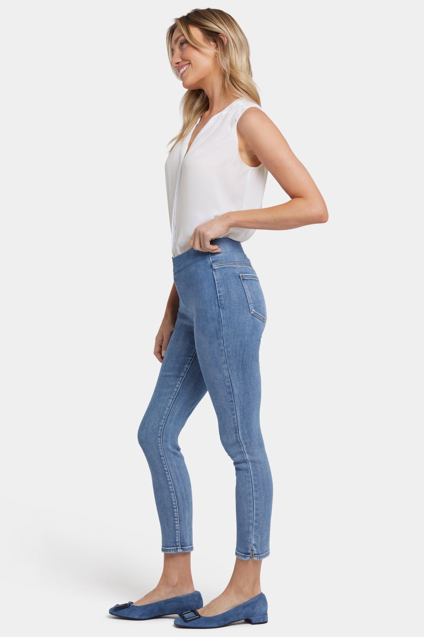 Ami Skinny Ankle Pull-On Jeans - Minorca Isle