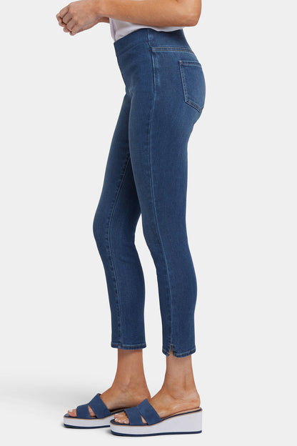 Ami Skinny Ankle Pull-On Jeans - Rio Rapids