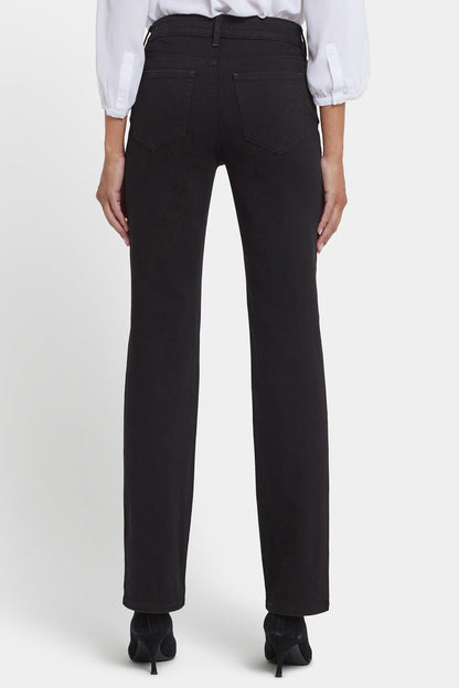 Marilyn Straight Jeans In Petite - Black Rinse
