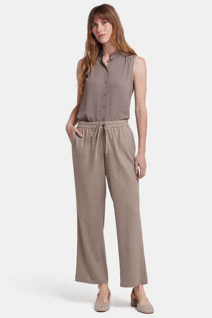 Relaxed Drawstring Pull-On Pants In Petite - Saddlewood