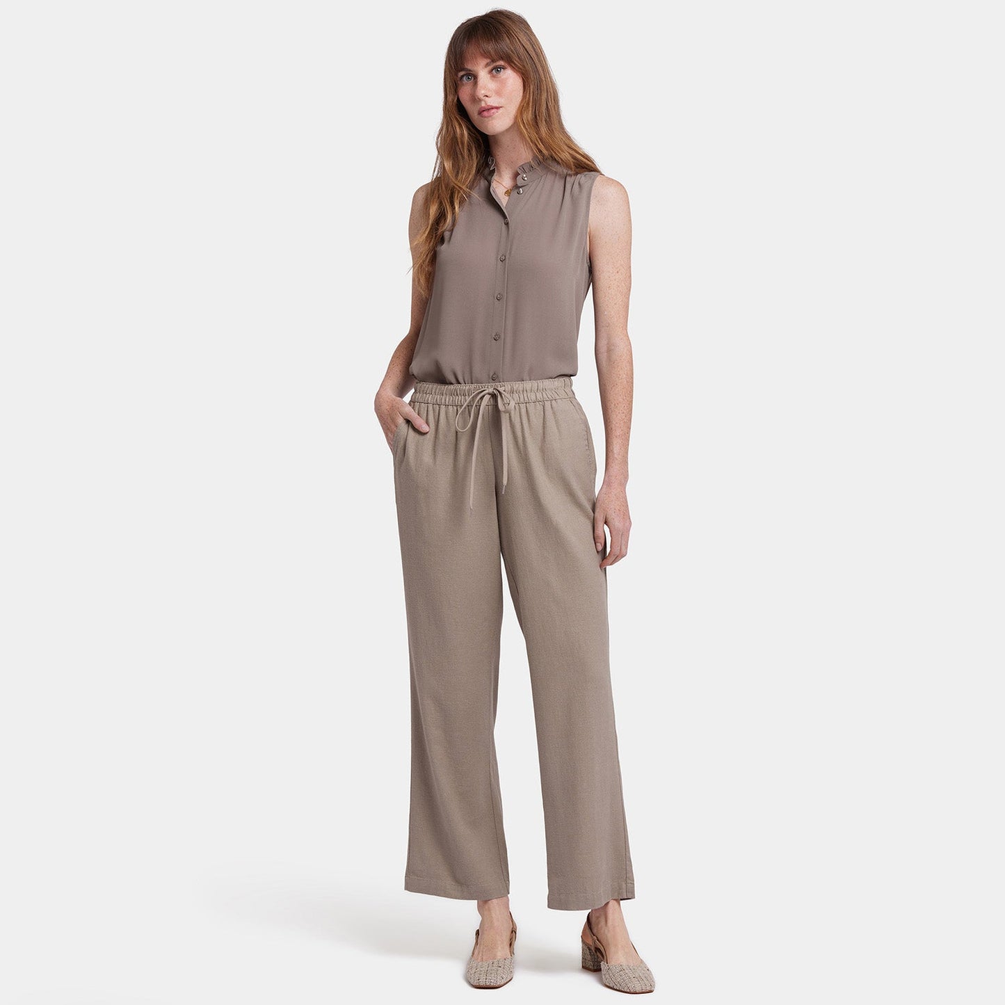 Relaxed Drawstring Pull-On Pants In Petite - Saddlewood