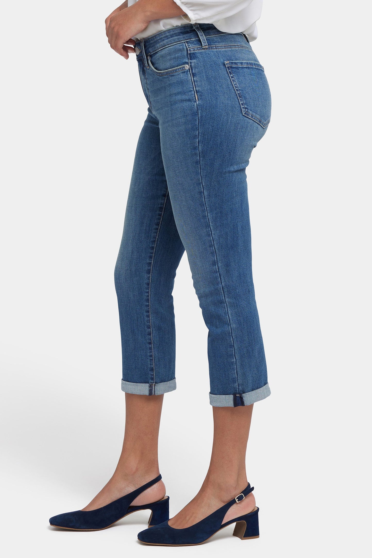 Chloe Skinny Capri Jeans In Petite - Costa Brava
