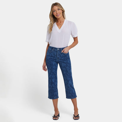 Joni Relaxed Capri Jeans In Petite - Indigo Bella