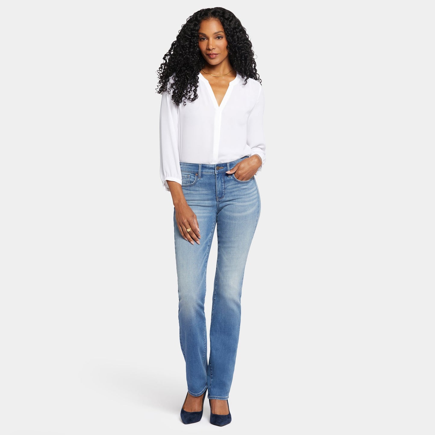 Marilyn Straight Jeans In Petite - Maele