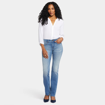Marilyn Straight Jeans In Petite - Maele