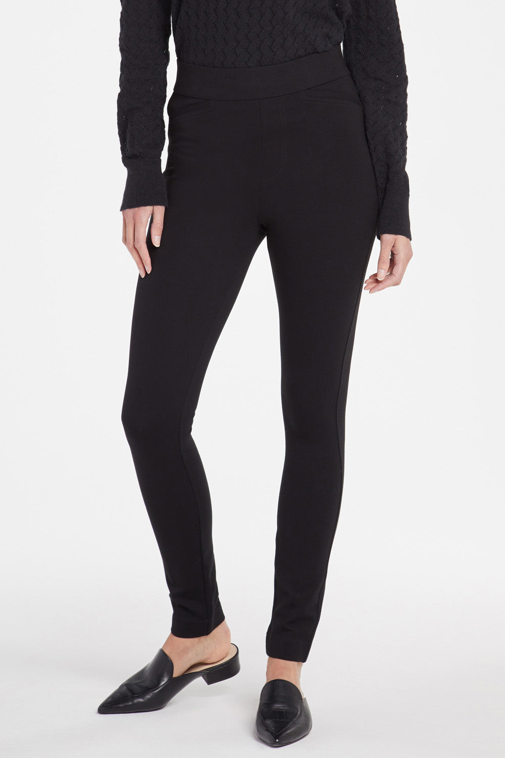 Pull-On Legging Pants In Petite - Black