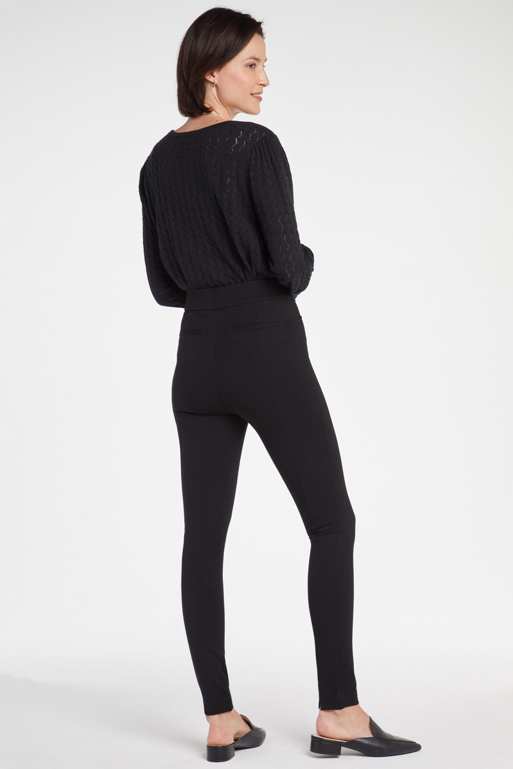 Pull-On Legging Pants In Petite - Black