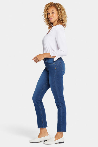 Sheri Slim Jeans In Petite - Cooper