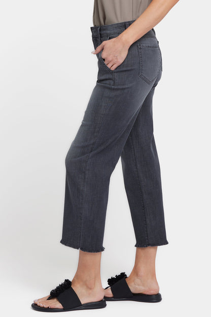 Relaxed Piper Crop Jeans In Petite - Castile Dream