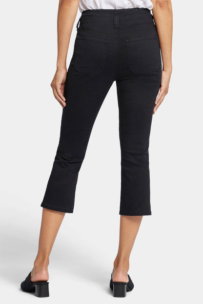 Ami Skinny Capri Jeans In Petite - Black