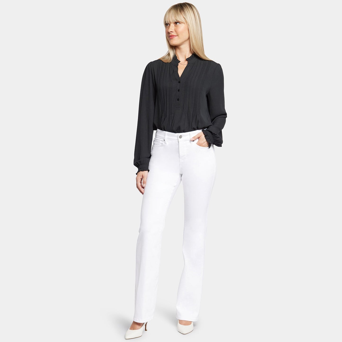 Blake Slim Flared Jeans In Petite - Optic White