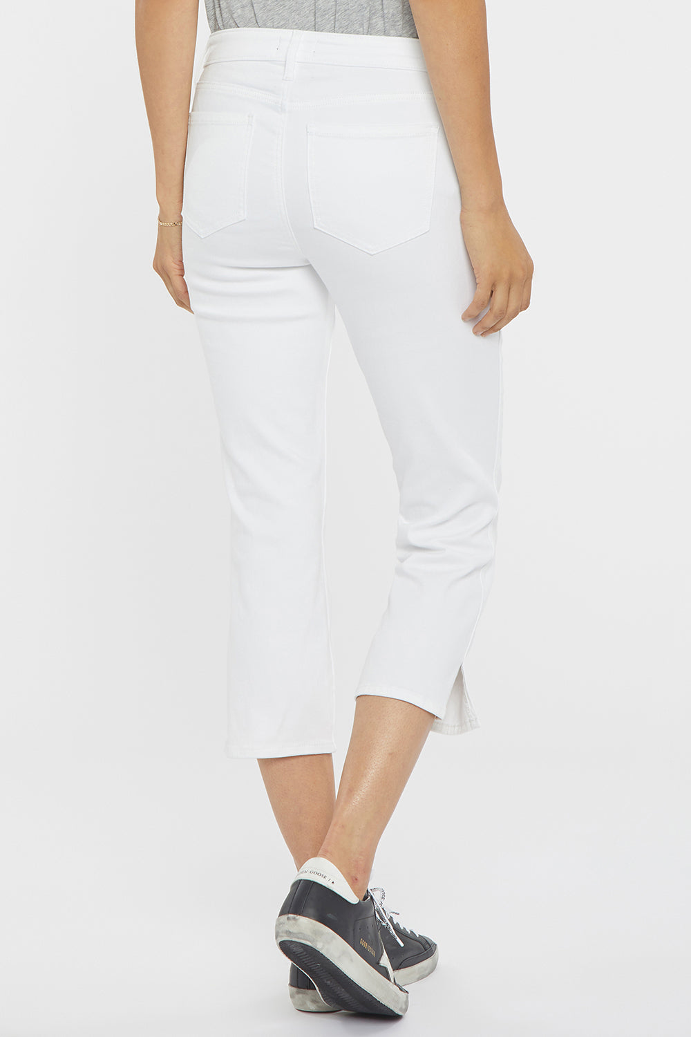 Chloe Capri Jeans In Petite - Optic White