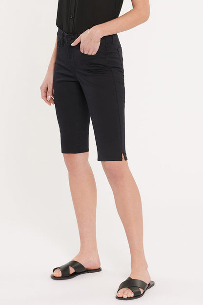 Sophie Bike Capri Jeans In Petite - Black