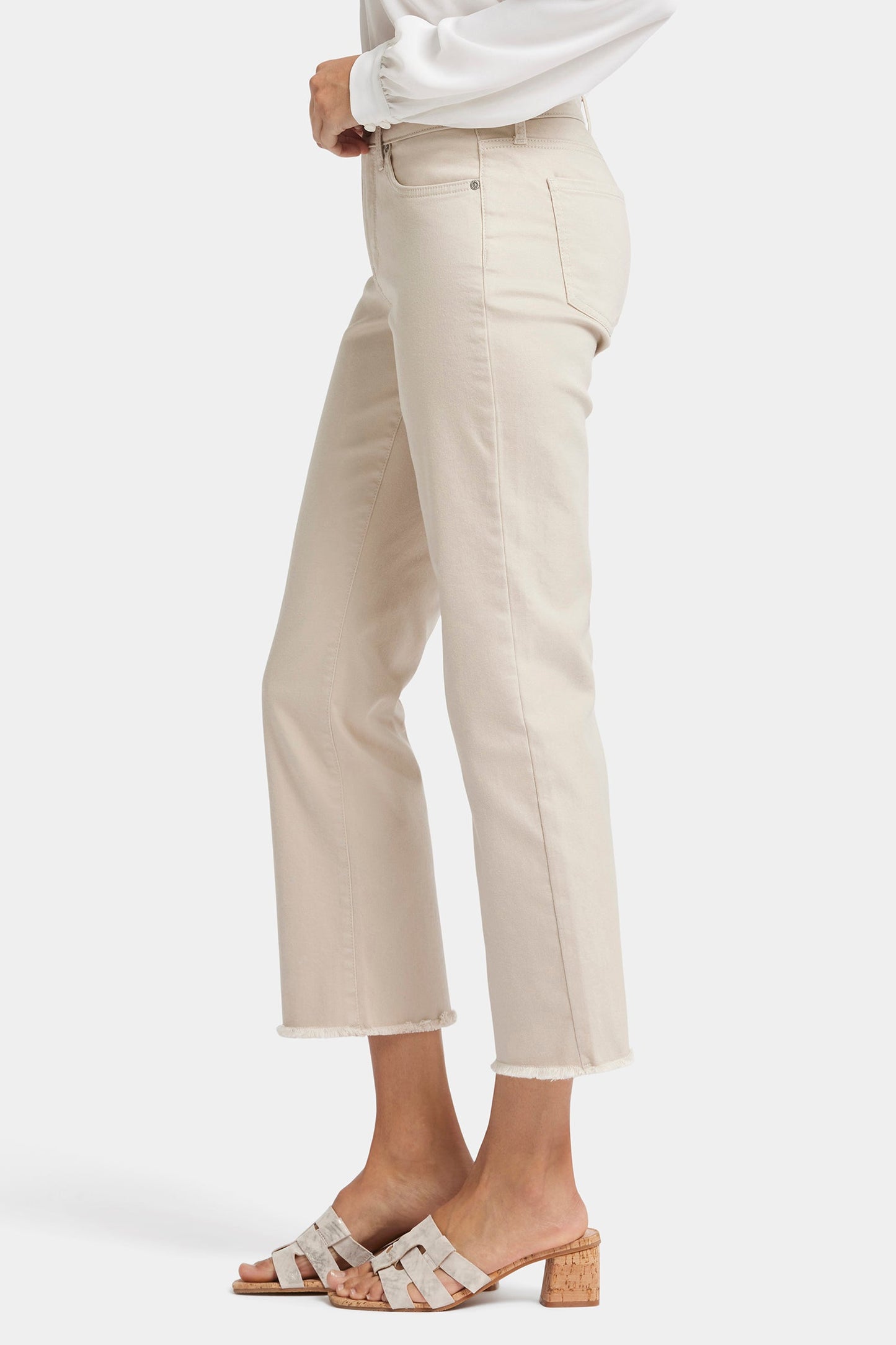 Marilyn Straight Ankle Jeans In Petite - Feather