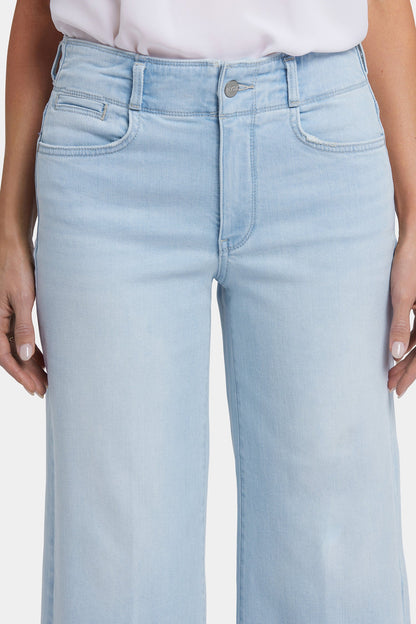 Brigitte Wide Leg Capri Jeans In Petite - Clear Waters