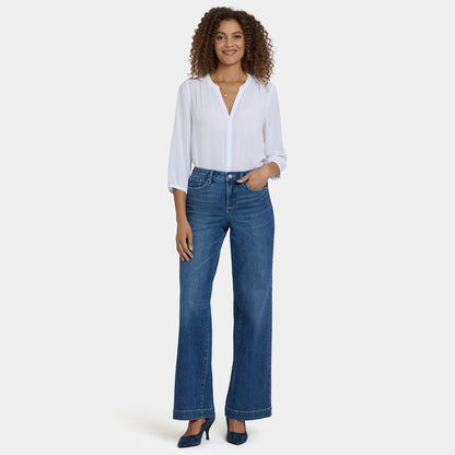 Teresa Wide Leg Jeans In Petite - Lake Notre-Dame