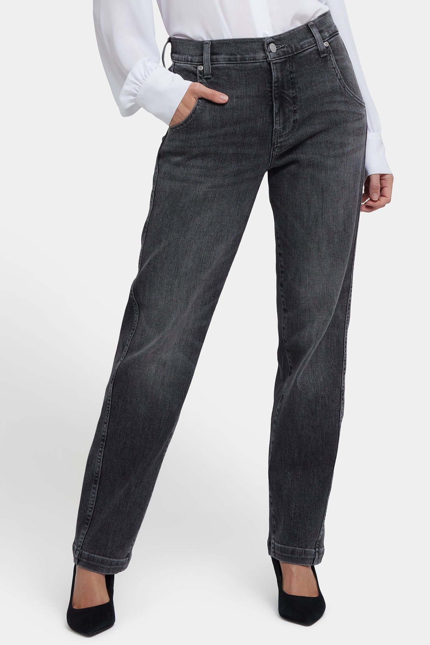 Brooke Loose Straight Jeans In Petite - Vintage Noir