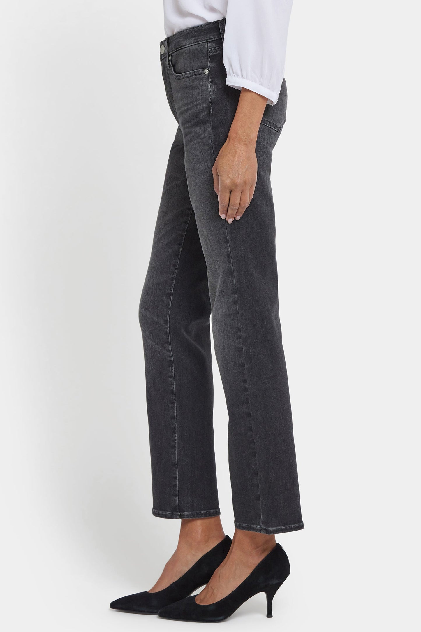 Sheri Slim Jeans In Petite - Gloomy Marais
