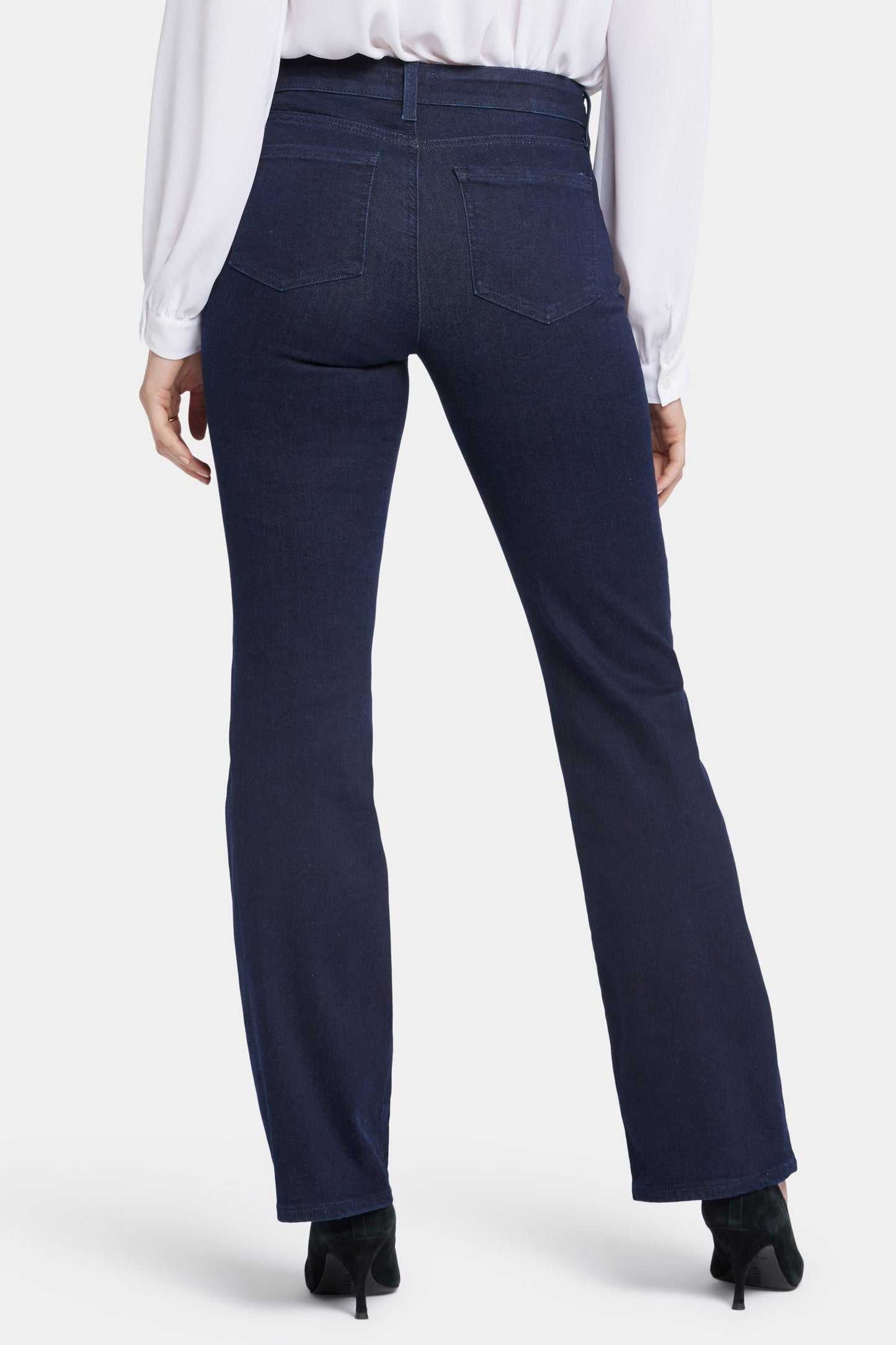 Blake Slim Flared Jeans In Petite - Rinse