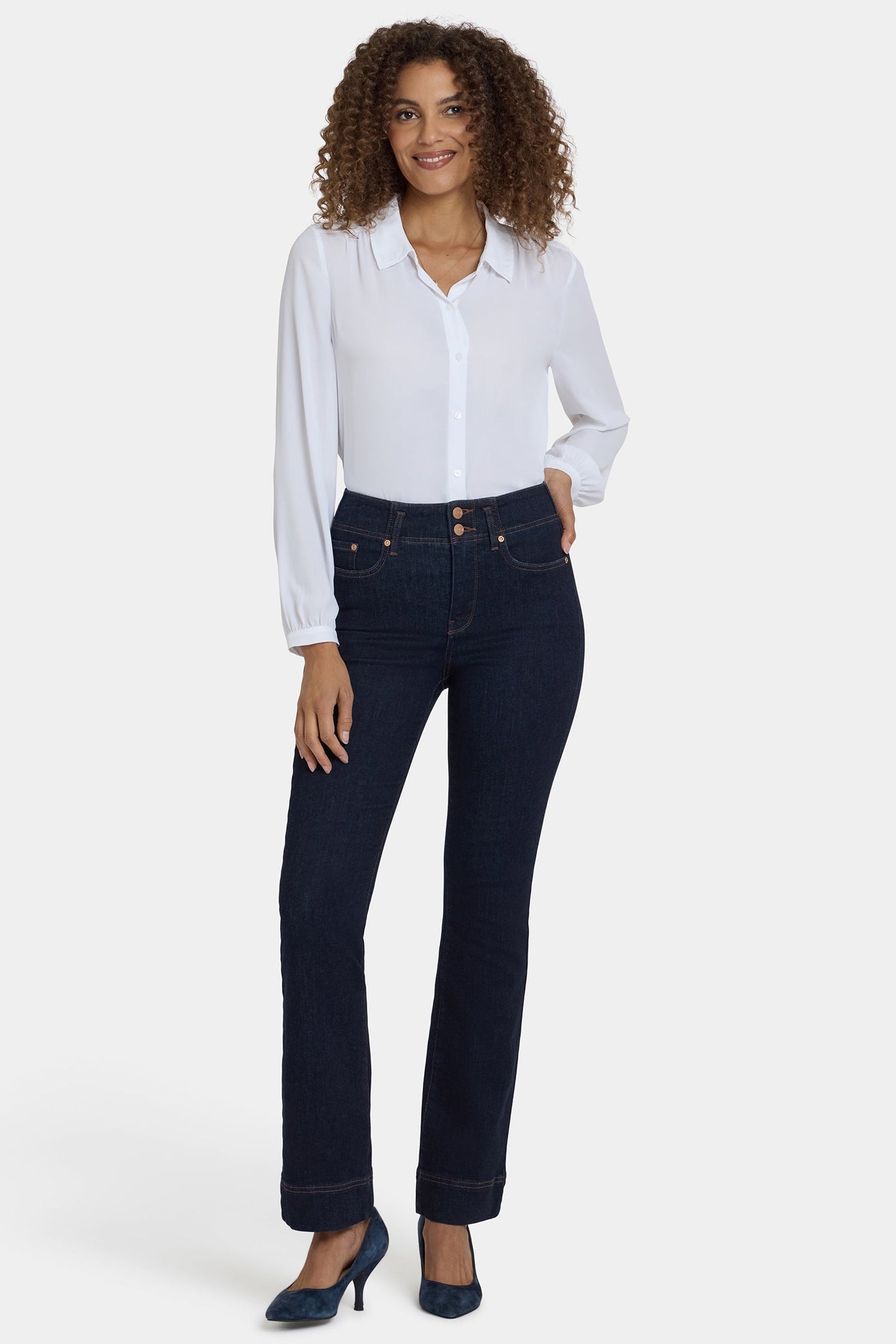 Barbara Bootcut Jeans In Petite - Magical