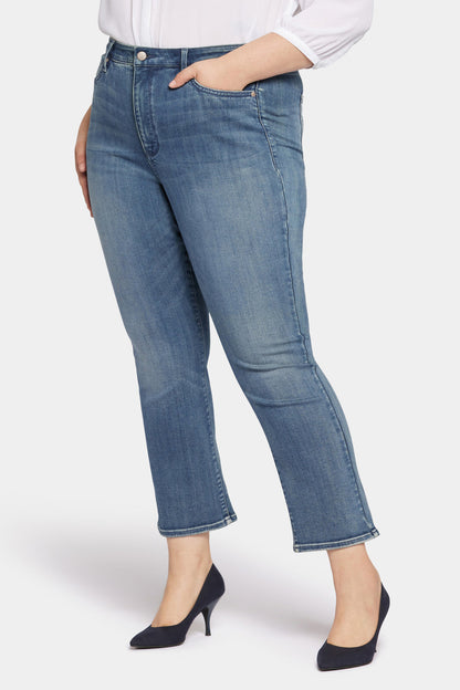 Slim Bootcut Ankle Jeans In Plus Size - Prelude