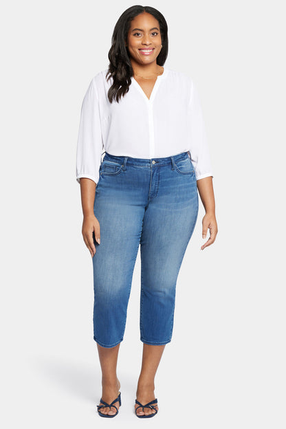 Relaxed Piper Crop Jeans In Plus Size - Melody