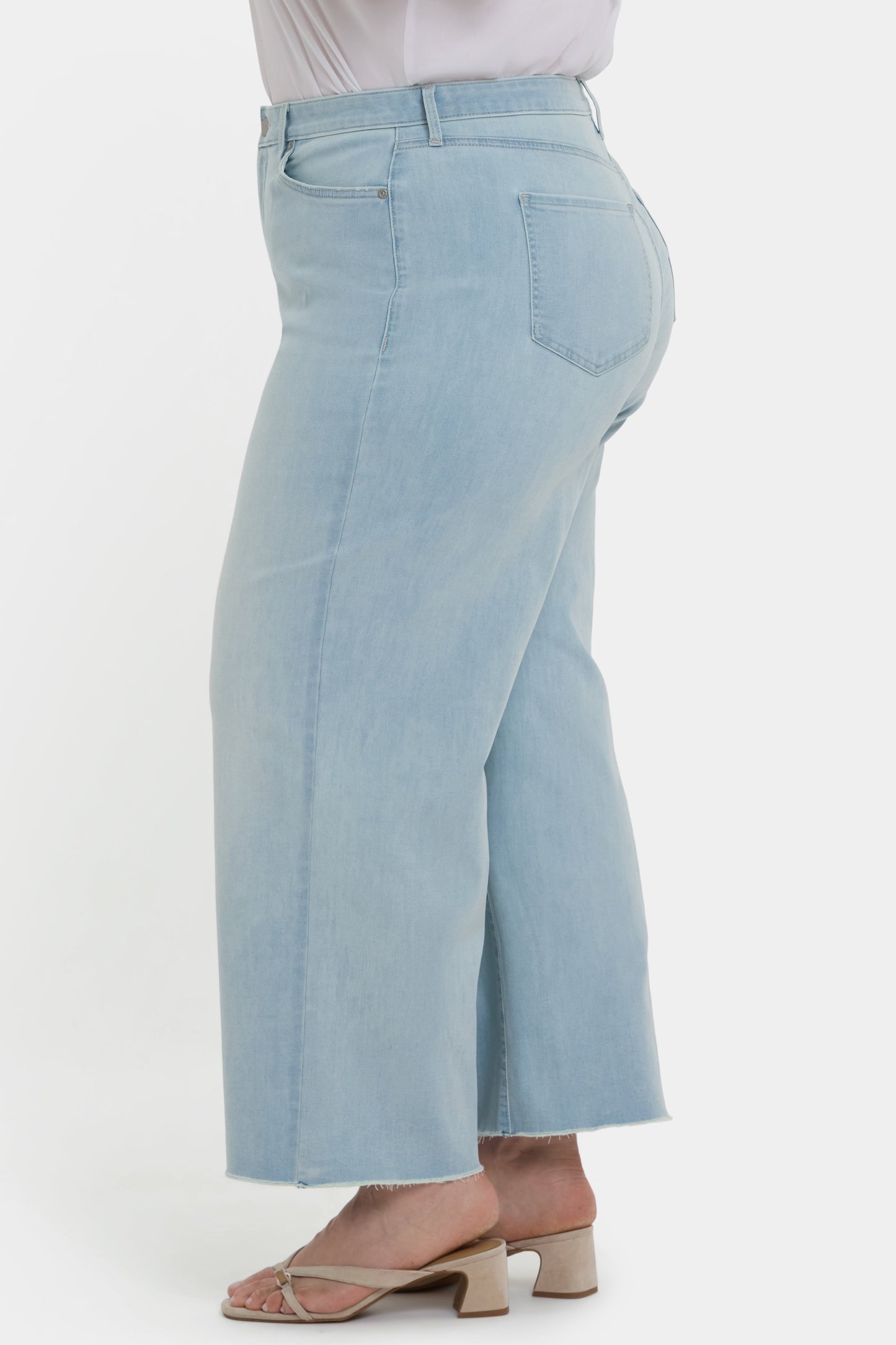 Brodi Wide Leg Ankle Jeans In Plus Size - Clear Waters