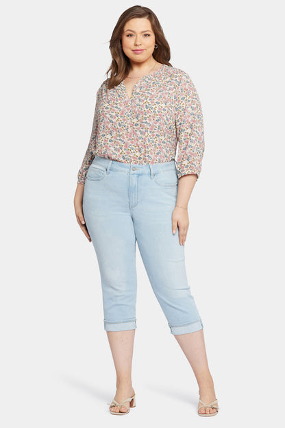 Marilyn Straight Crop Jeans In Plus Size - Brightside
