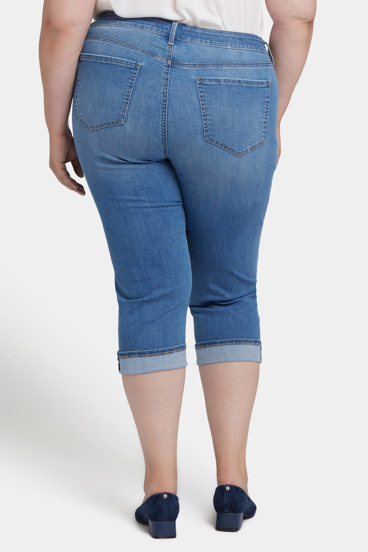 Marilyn Straight Crop Jeans In Plus Size - Water Canyon