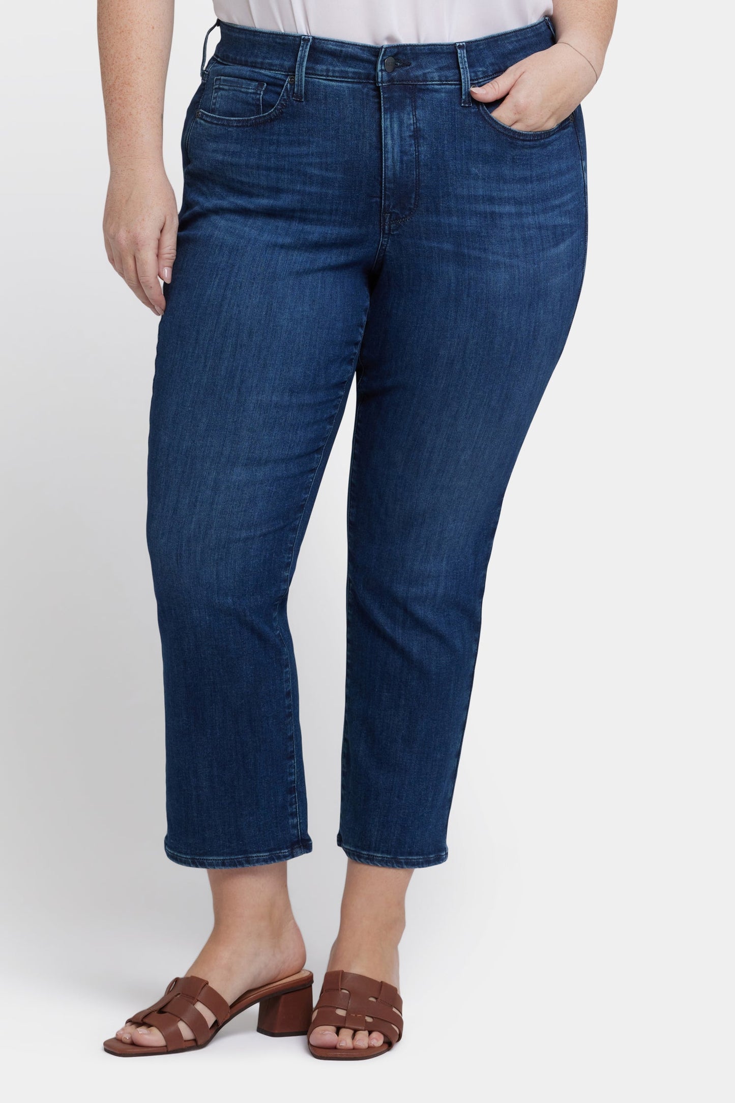Marilyn Straight Ankle Jeans In Plus Size - Ibiza Blues