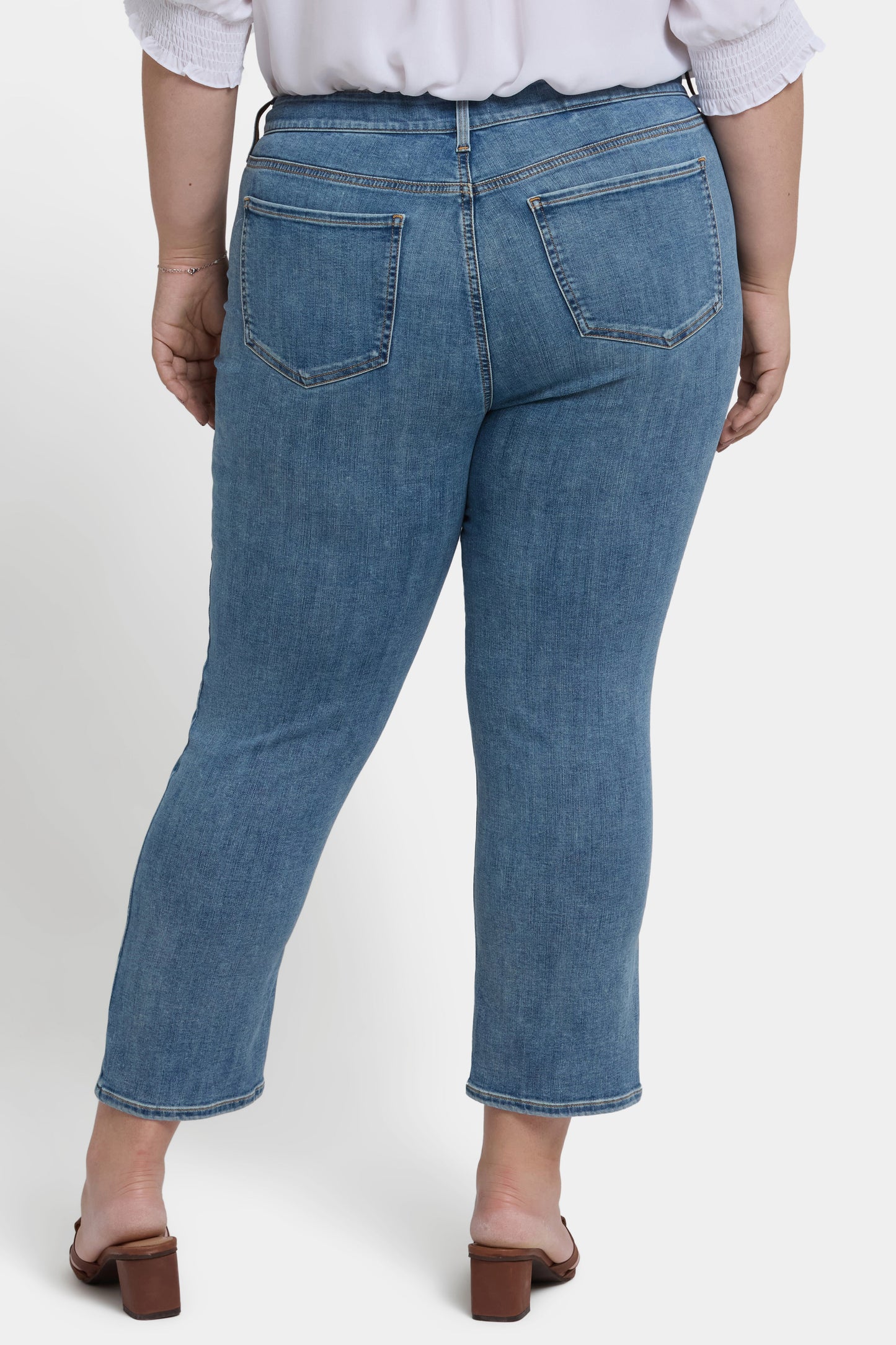 Marilyn Straight Ankle Jeans In Plus Size - Minorca Isle