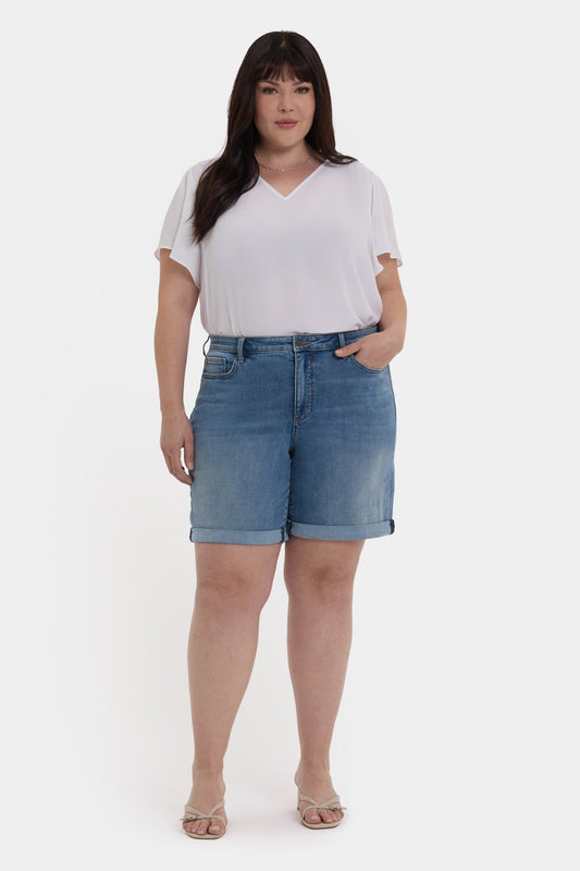Diana Relaxed Denim Shorts In Plus Size - Barcelona Breeze