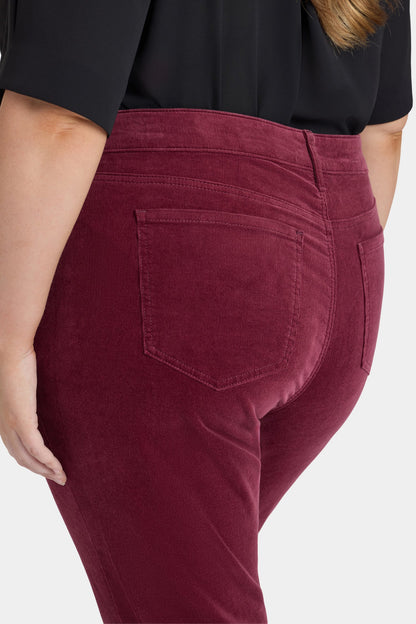 Marilyn Straight Pants In Plus Size - Sienna Red