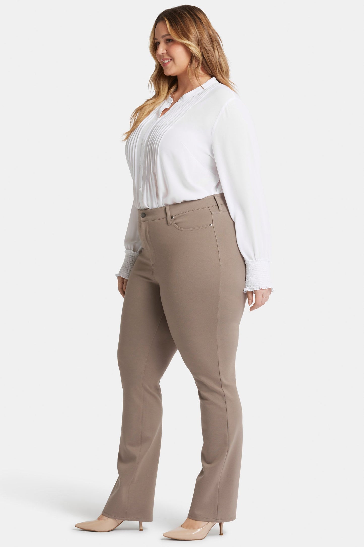 Marilyn Straight Pants In Plus Size - Saddlewood