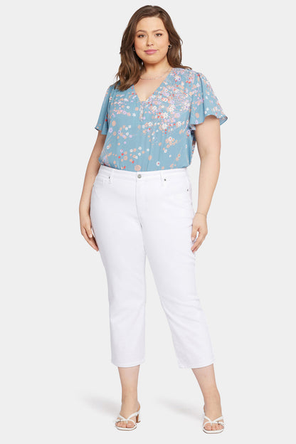 Relaxed Piper Crop Jeans In Plus Size - Optic White