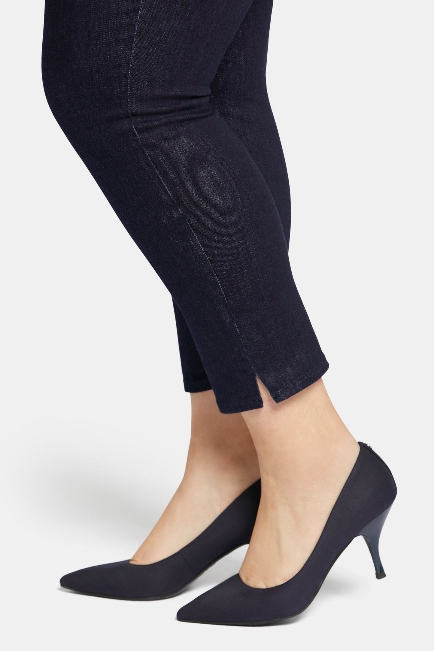 Skinny Ankle Pull-on Jeans In Plus Size - Rinse