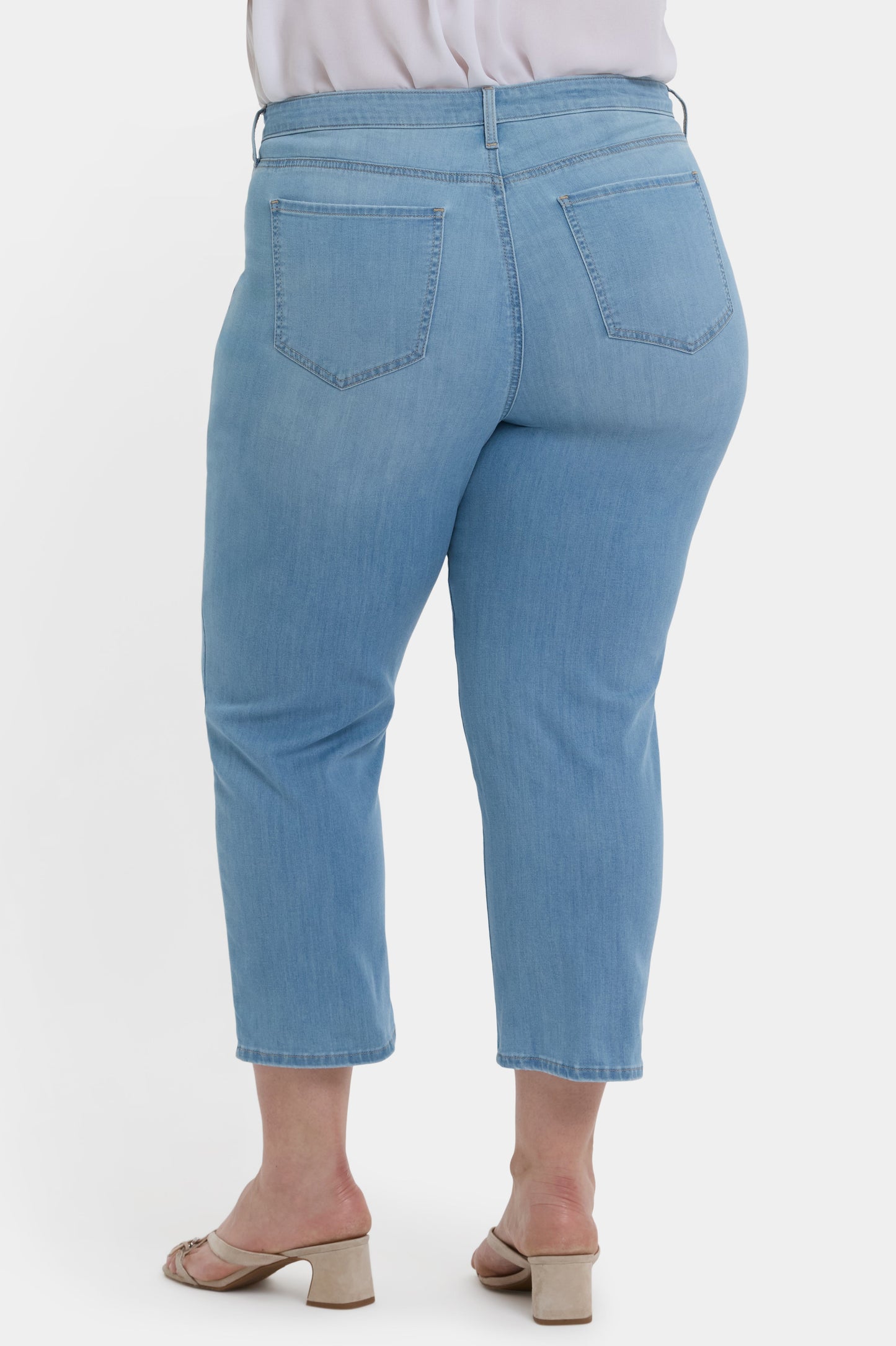 Relaxed Piper Crop Jeans In Plus Size - Canary Beach