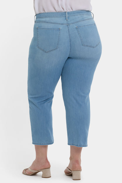 Relaxed Piper Crop Jeans In Plus Size - Canary Beach