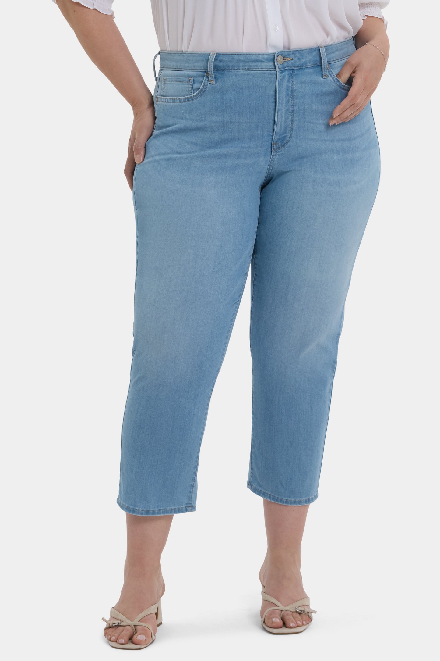 Relaxed Piper Crop Jeans In Plus Size - Canary Beach