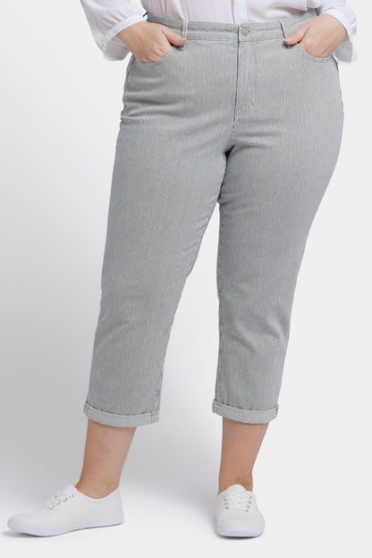 Chloe Skinny Capri Jeans In Plus Size - Luarca Stripe
