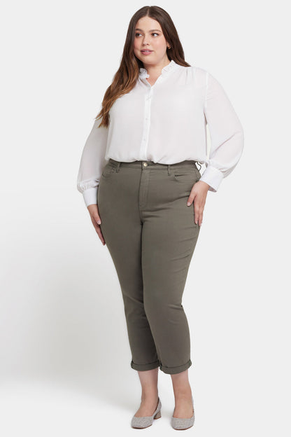 Margot Girlfriend Jeans In Plus Size - Vine Leaf