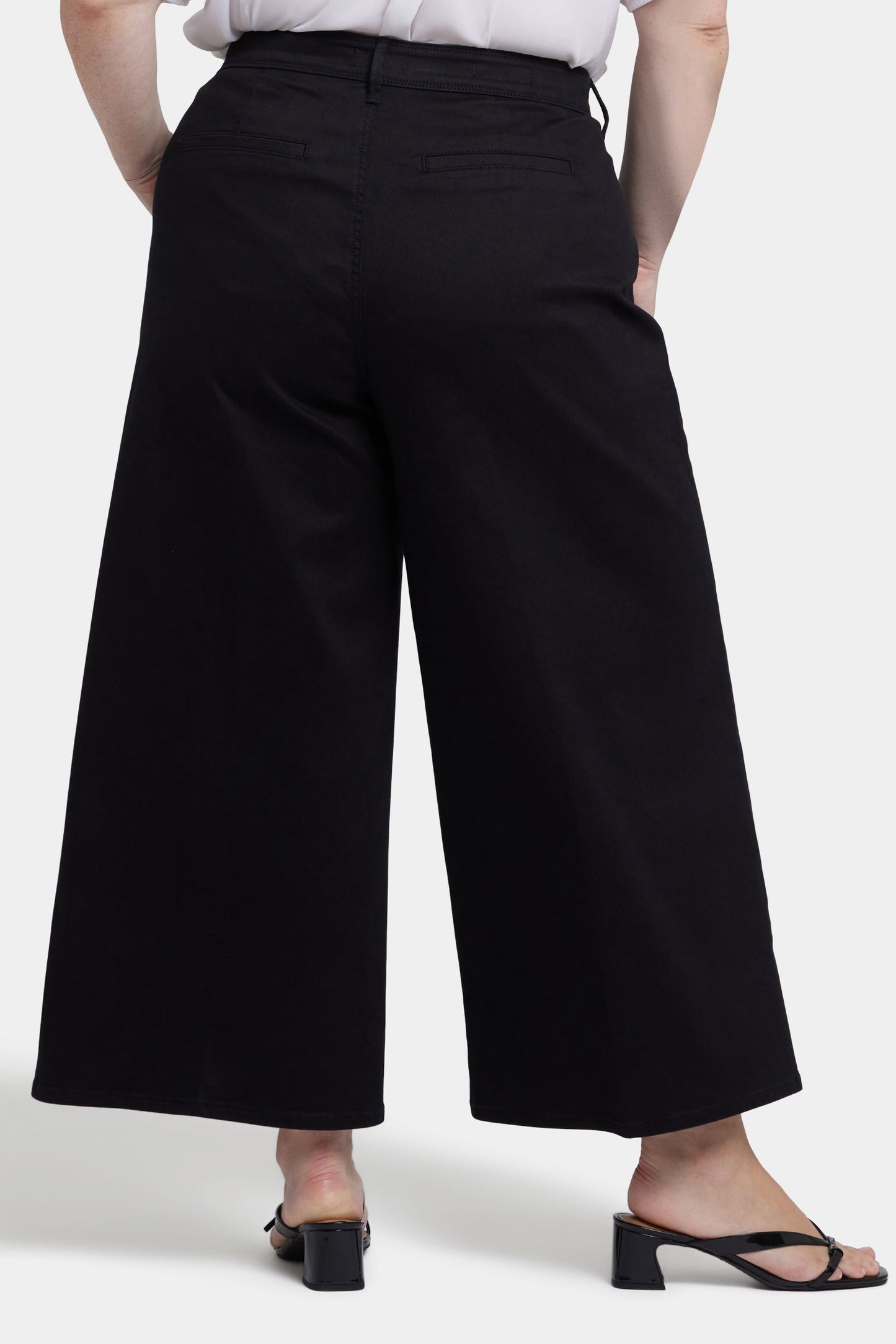 Mona Wide Leg Trouser Ankle Jeans In Plus Size - Black