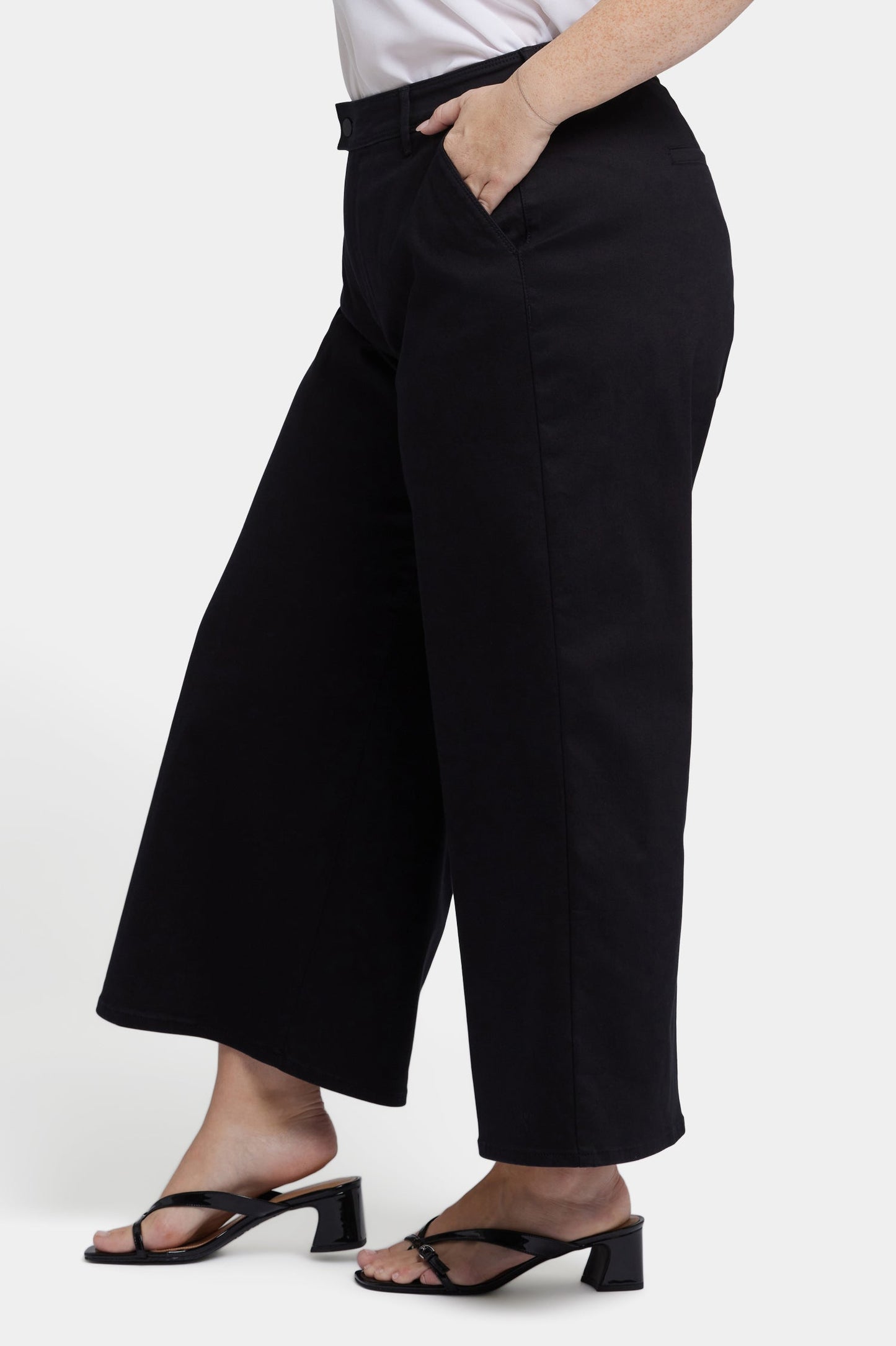 Mona Wide Leg Trouser Ankle Jeans In Plus Size - Black