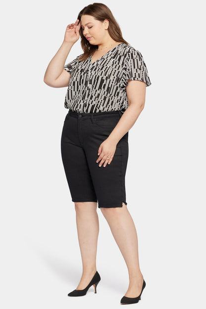 Sophie Bike Capri Jeans In Plus Size - Black