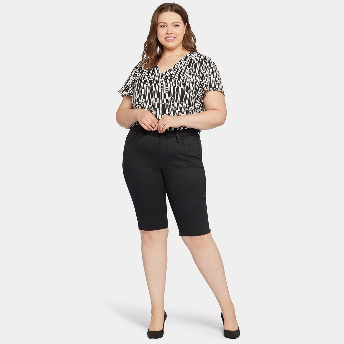 Sophie Bike Capri Jeans In Plus Size - Black