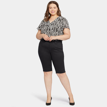 Sophie Bike Capri Jeans In Plus Size - Black